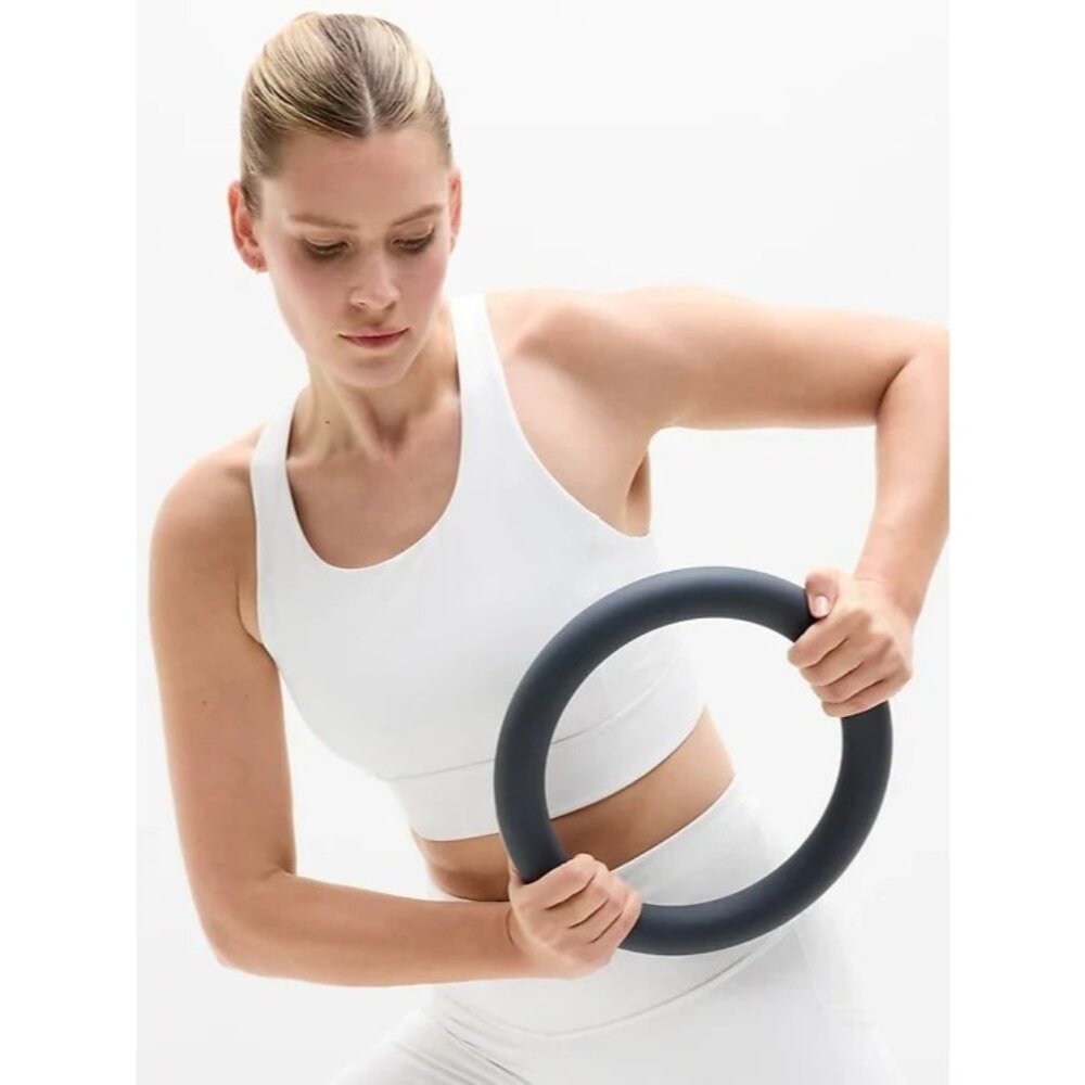 Athleta S Train Free Longline Sports Bra Bright White Small D-DD
